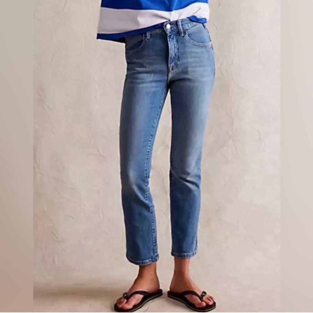 NWT Free People We The Free Low Maintenance Mid Rise Crop Boot Jeans Blue Sz 8